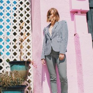 Meet your Posher, Maddie